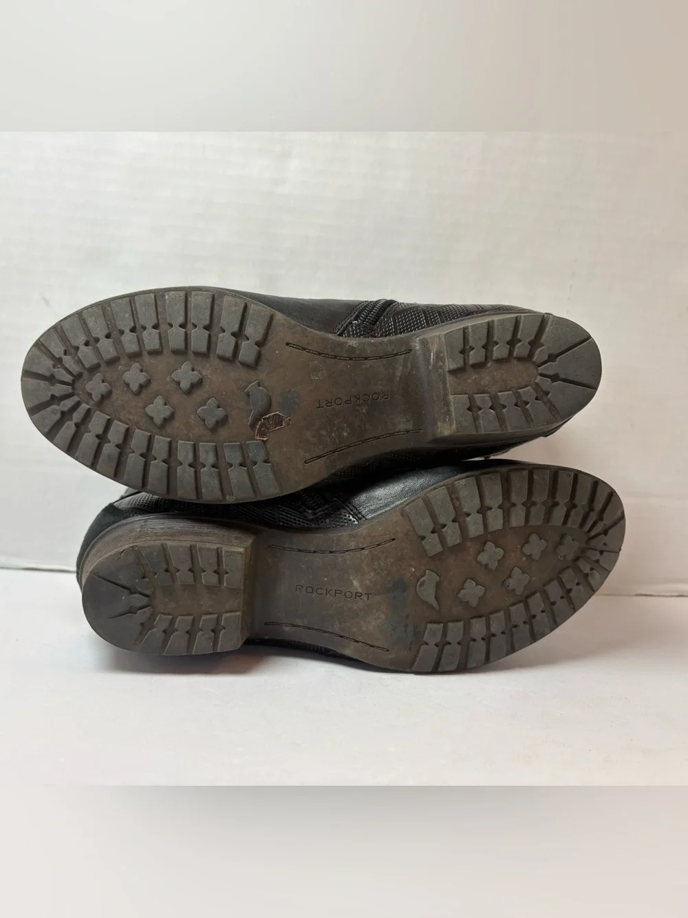 Cobb Hill Rockport Gratasha Black Leather Runched Booties Size 8